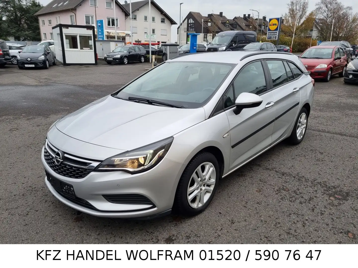 Opel Astra K 1.4 Edition ERDGAS/BENZIN 1 HALTER 75TKM Silber - 1