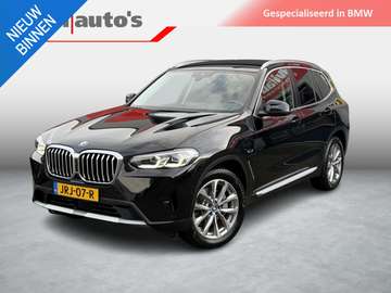 xDrive30e High Executive 31dkm gereden!