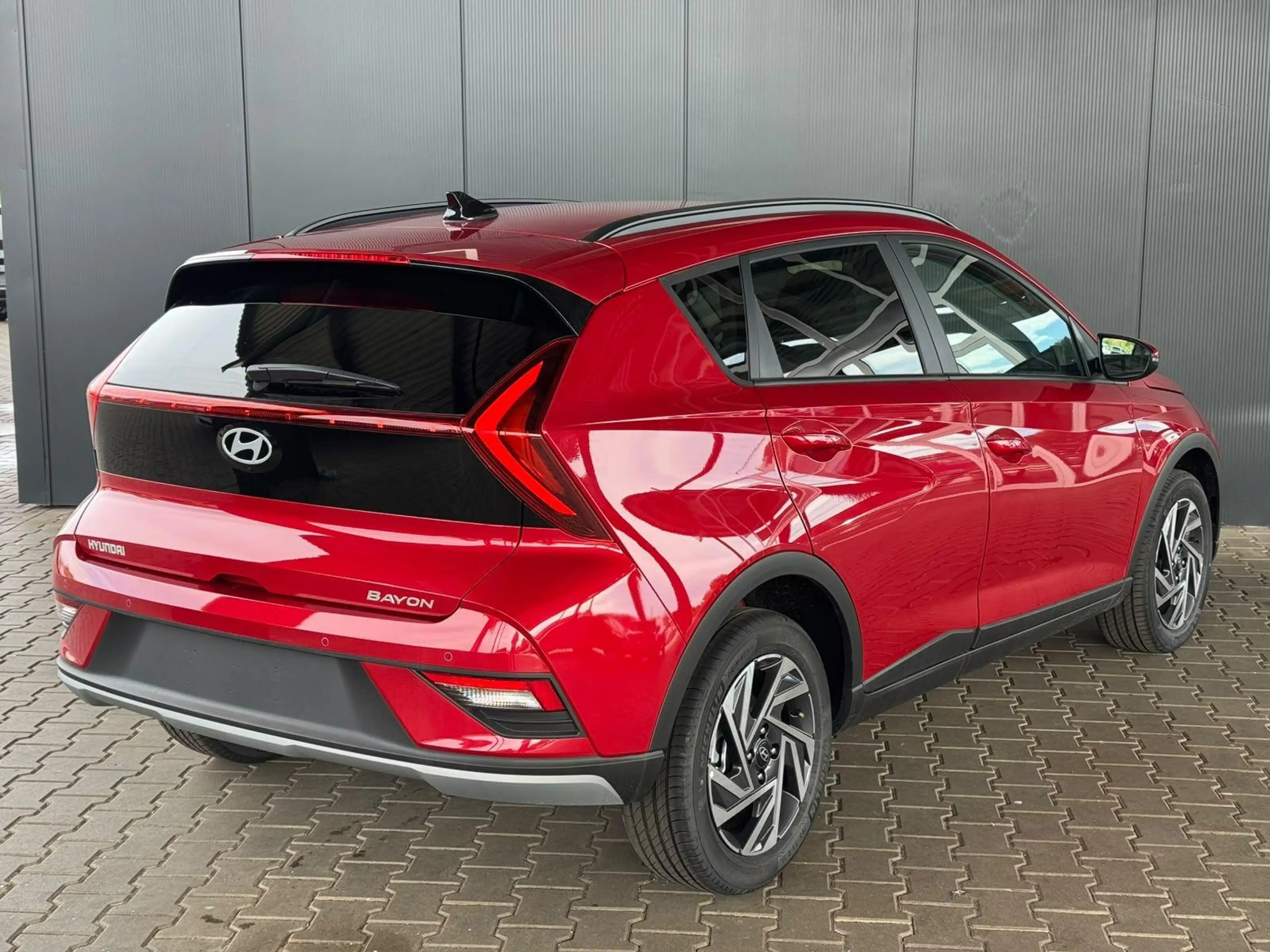 Hyundai BAYON Comfort Plus 1.0 T-GDI 7-DCT AT / Tempomat / Kamer — photo 4