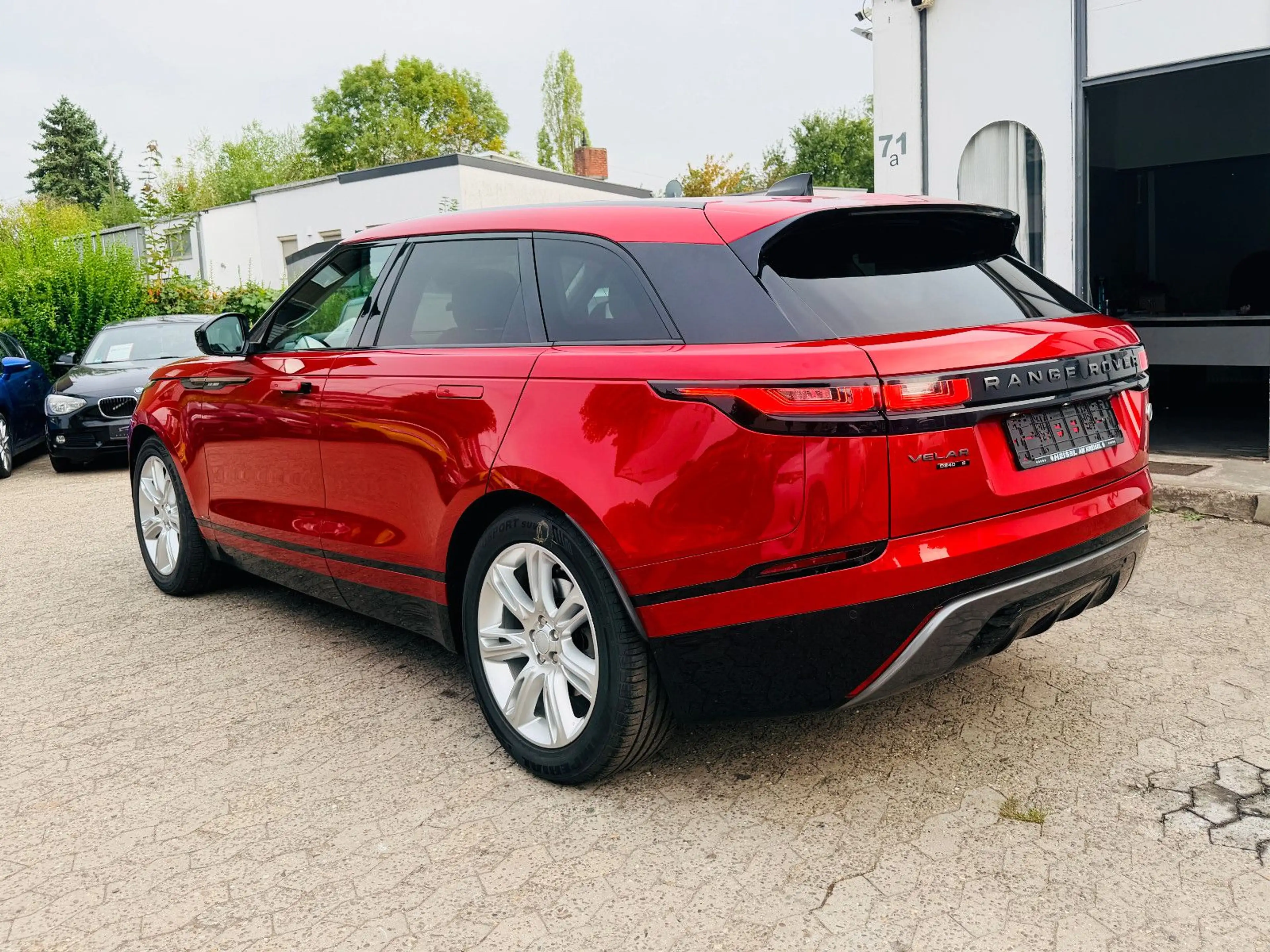 Land Rover Range Rover Velar R-Dynamic S LED Navi 360° Pano — photo 4