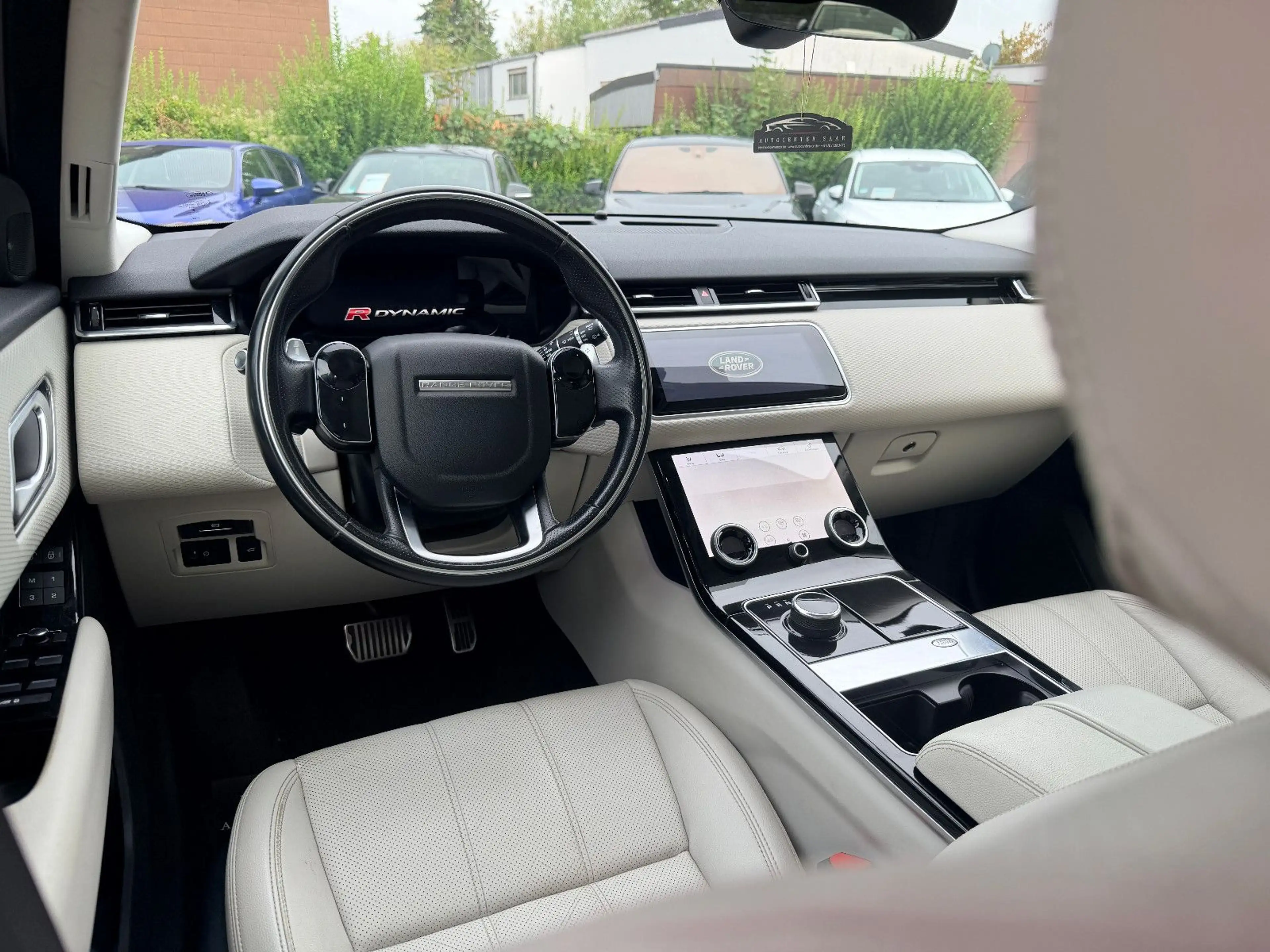 Land Rover Range Rover Velar R-Dynamic S LED Navi 360° Pano — photo 11