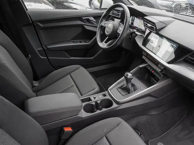 Audi A3 view 8