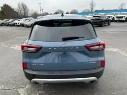 Ford Escape снимка Ford Escape