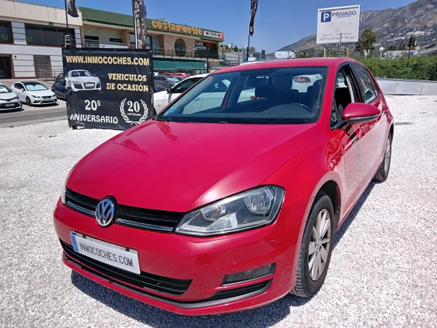 Volkswagen Golf 1.6TDI CR BM Bluemotion Business 110 Rojo - 1
