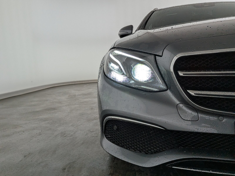 Mercedes-Benz E 450 E 450 T Avantgarde 4Matic LED+NAVI+AHK+SHZ+RFK+ — photo 3