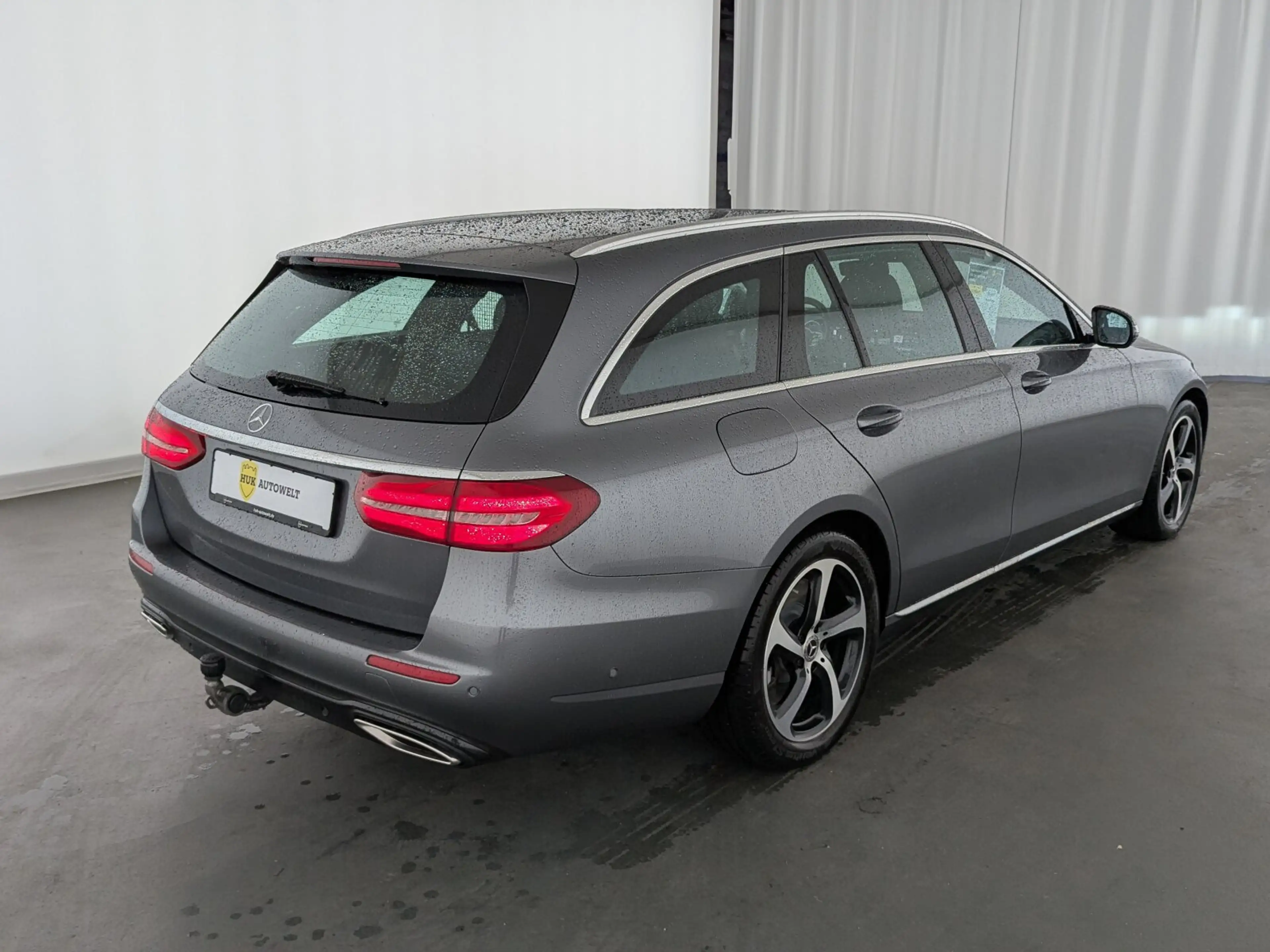 Mercedes-Benz E 450 E 450 T Avantgarde 4Matic LED+NAVI+AHK+SHZ+RFK+ — photo 6