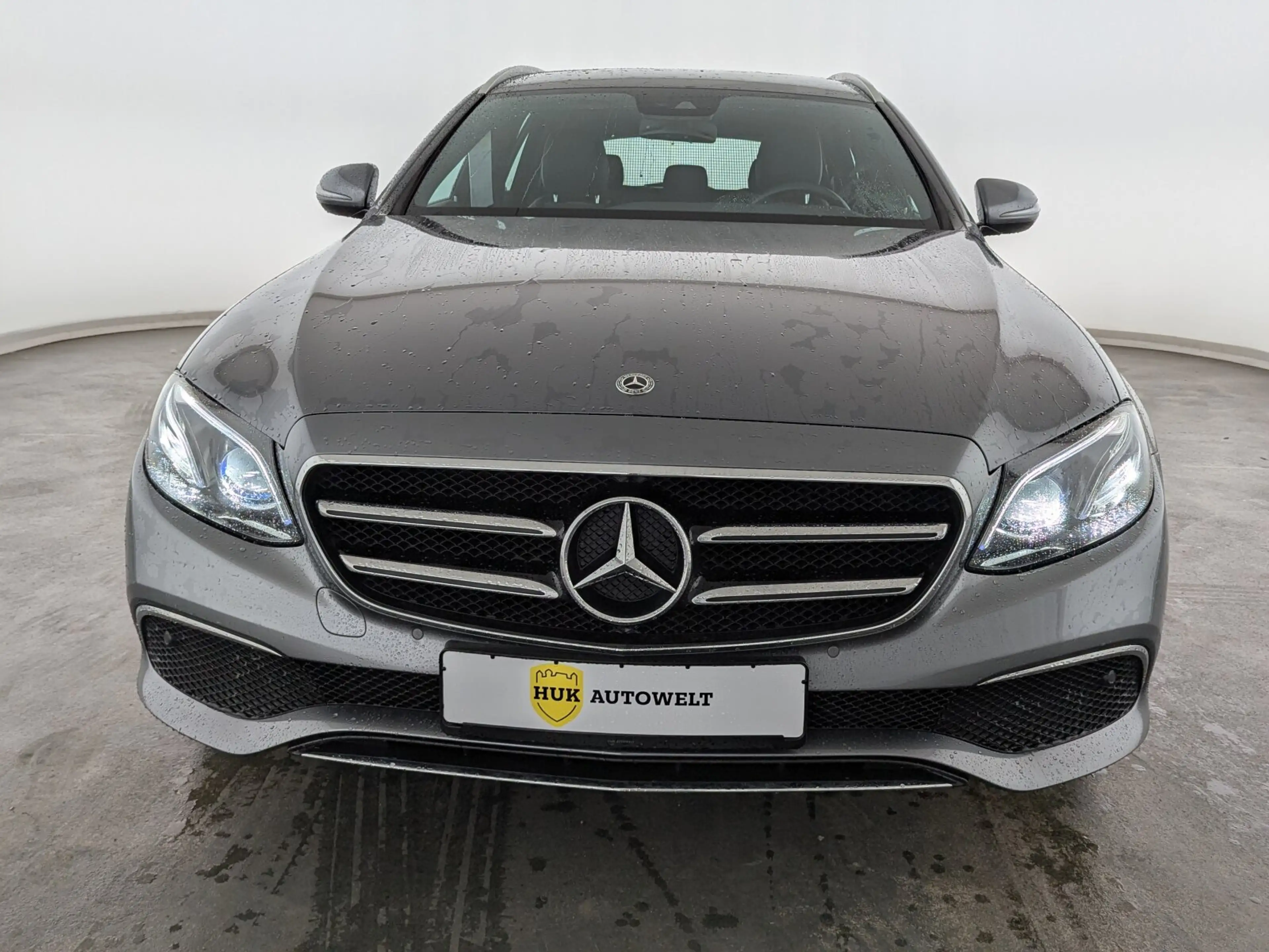 Mercedes-Benz E 450 E 450 T Avantgarde 4Matic LED+NAVI+AHK+SHZ+RFK+ — photo 2