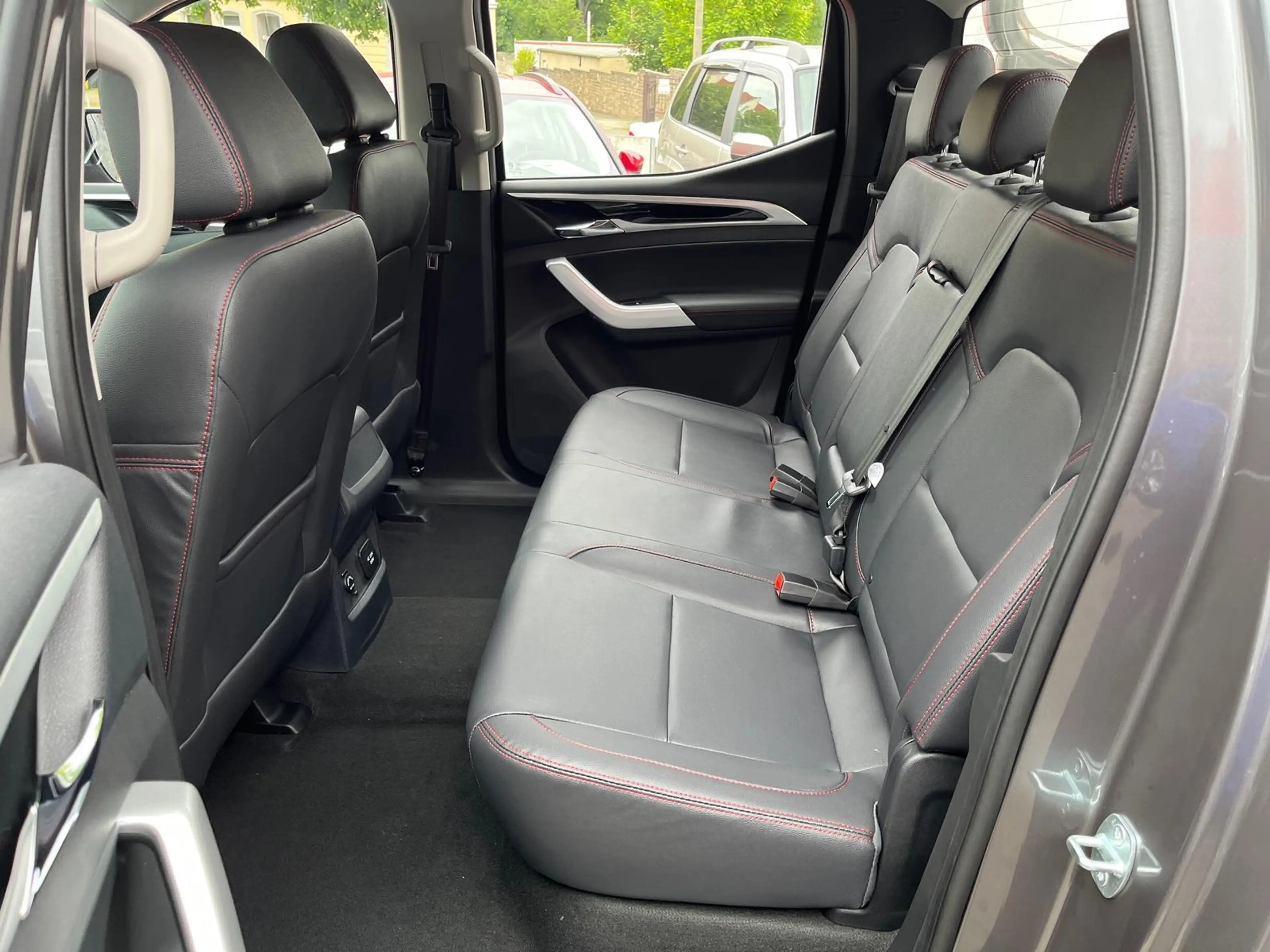 Maxus T90 EV ELITE 89KHW AKKU+ELEKTRO-PICKUP+LAGERND+ — photo 13