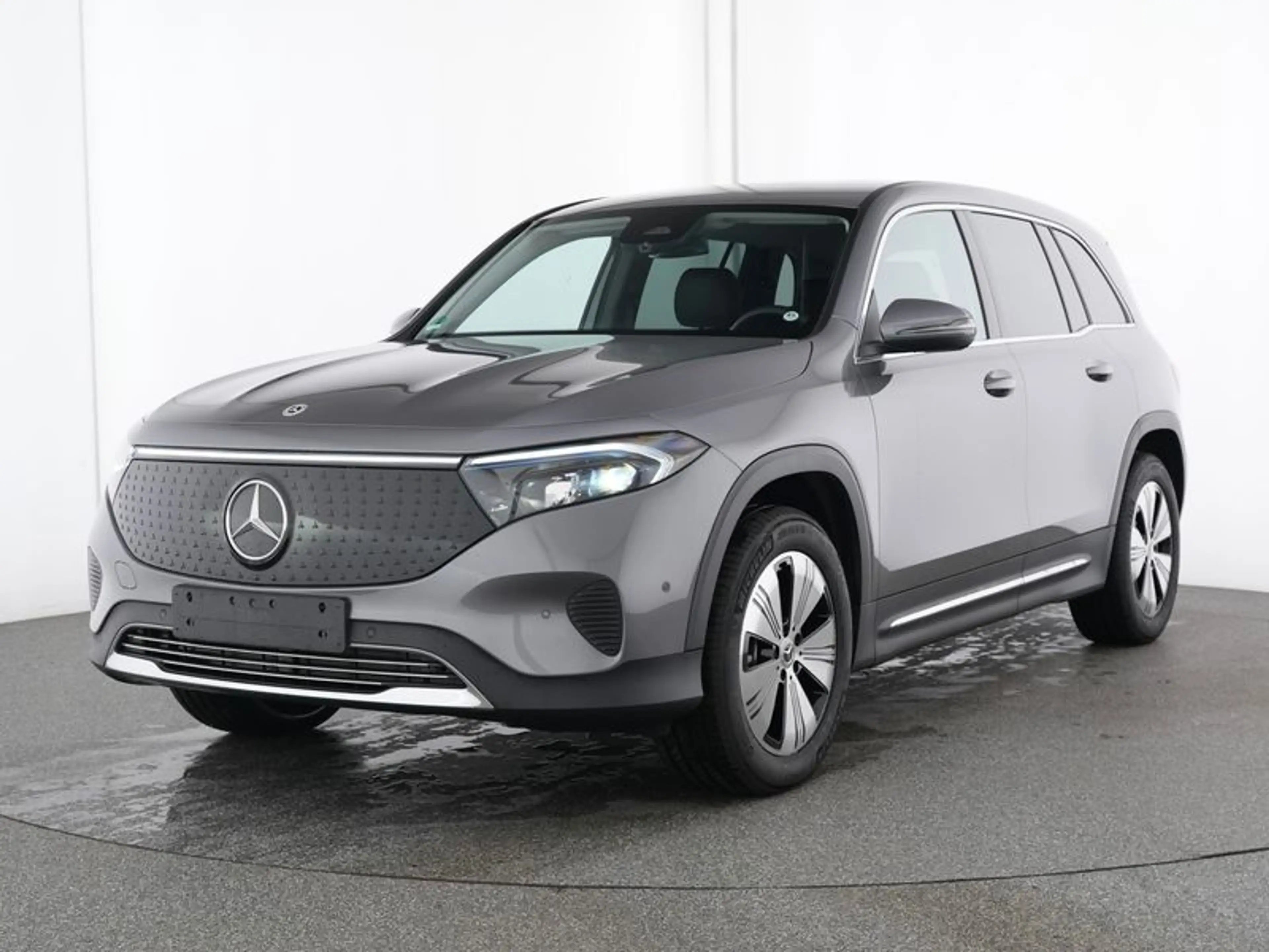 Mercedes-Benz EQB 250 PROGRESSIVE+FAHRASSIST+TOTW+AMBIENTE — photo 2