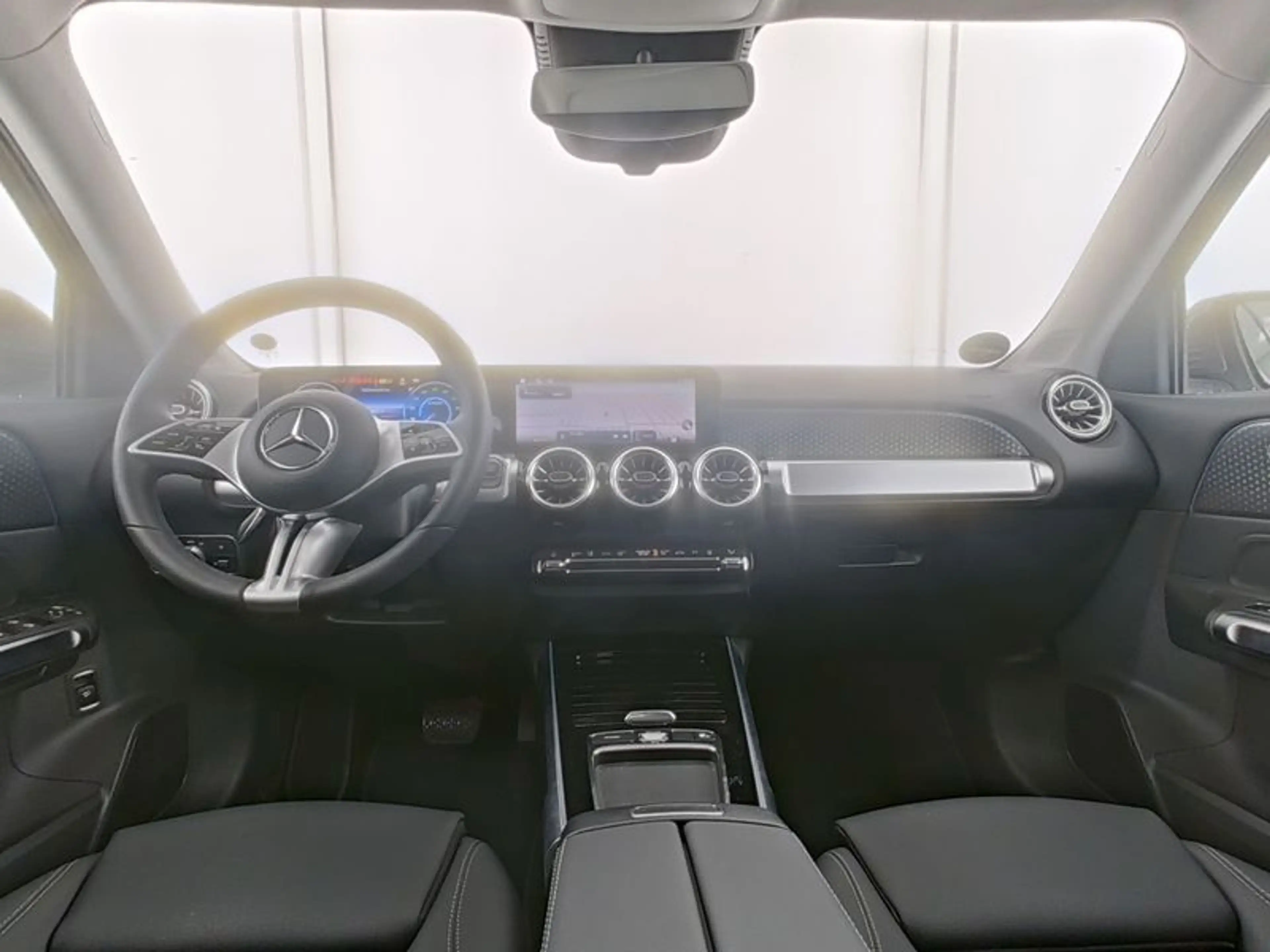 Mercedes-Benz EQB 250 PROGRESSIVE+FAHRASSIST+TOTW+AMBIENTE — photo 7