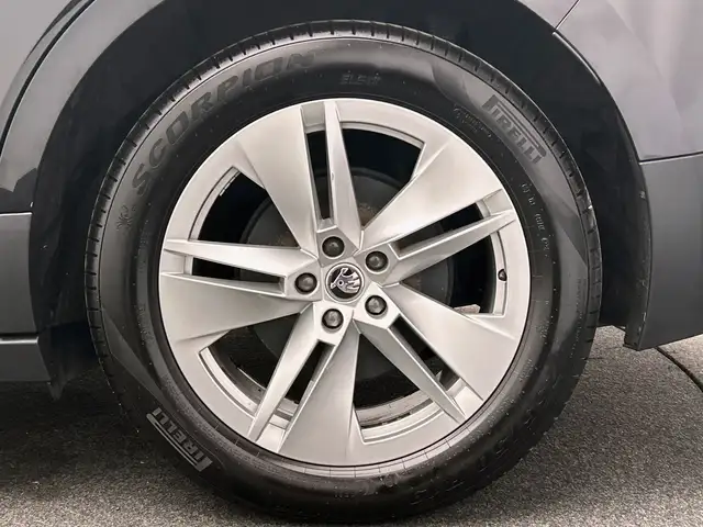 Skoda Enyaq view 30