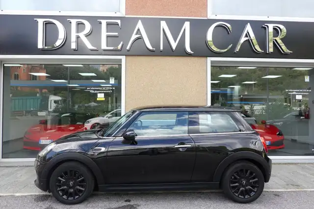 Mini Hatch view 2