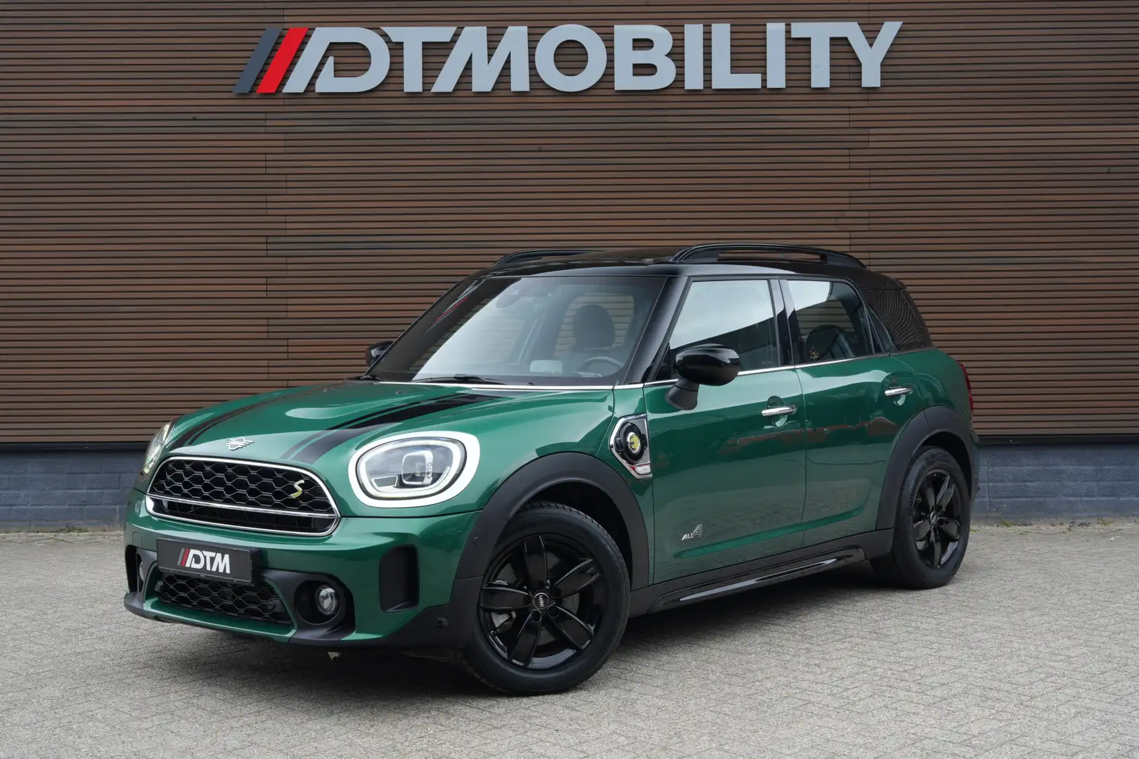 MINI Cooper SE Countryman Mini 2.0 ALL4 Northwood Edition | Panoramadak | He Groen - 1