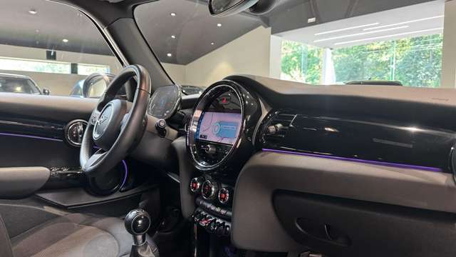 MINI One — photo 14