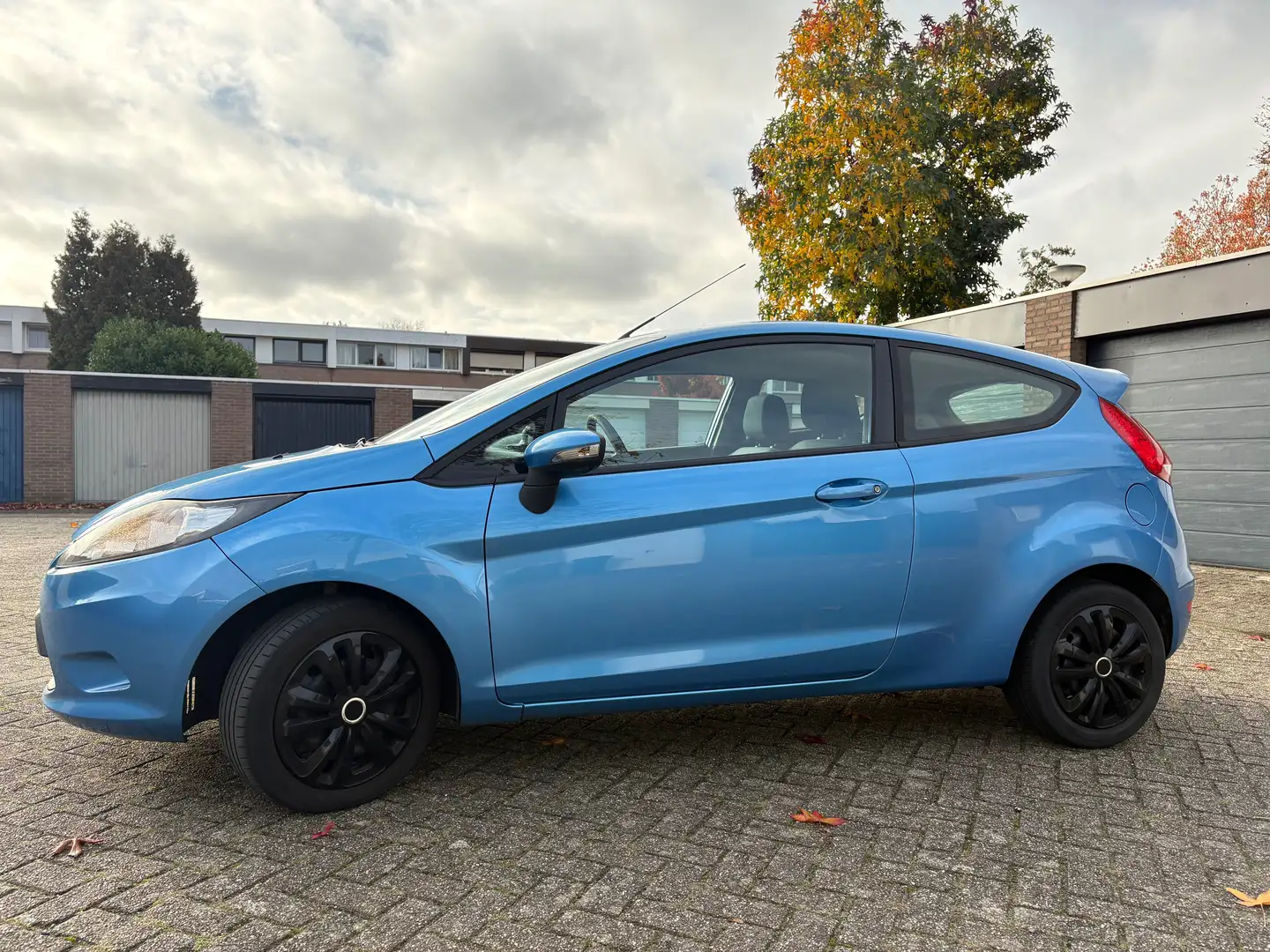 Ford Fiesta 1.25 Trend Blauw - 2