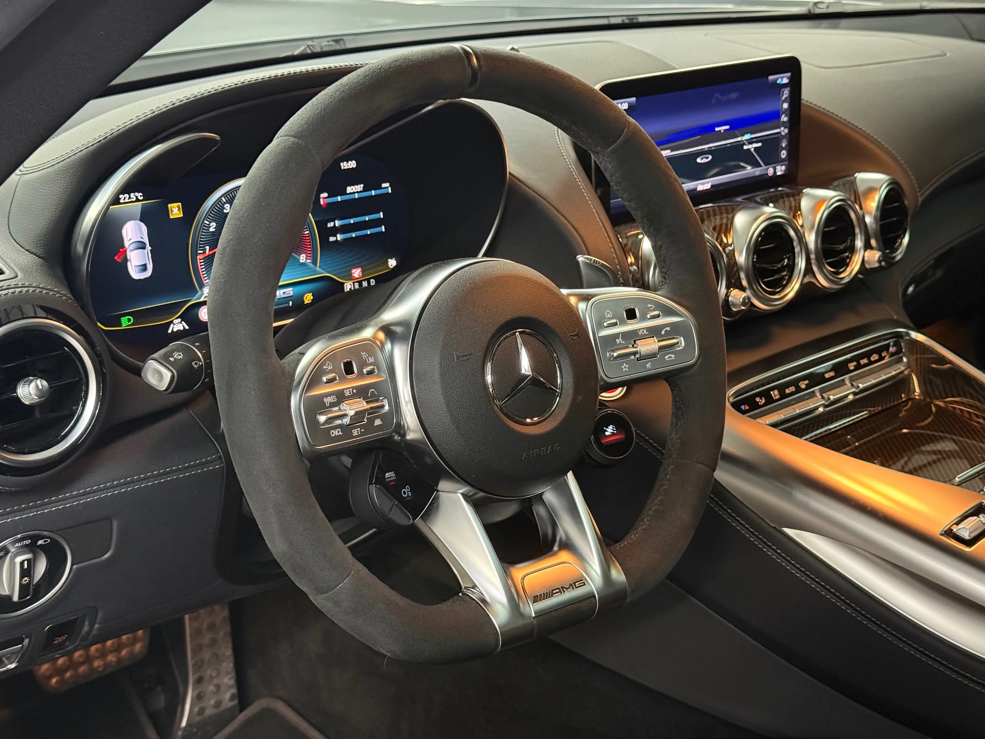 Mercedes-Benz AMG GT C 4.0 V8 BiTurbo * FACELIFT * CARNET MERCEDES * FULL OPTIONS — photo 9