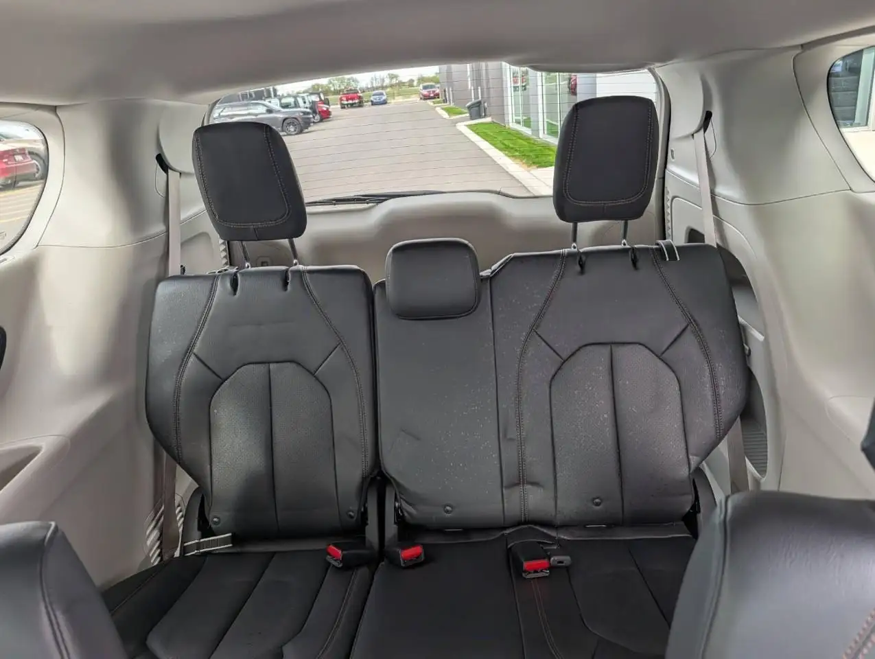 Chrysler Pacifica photo Chrysler Pacifica