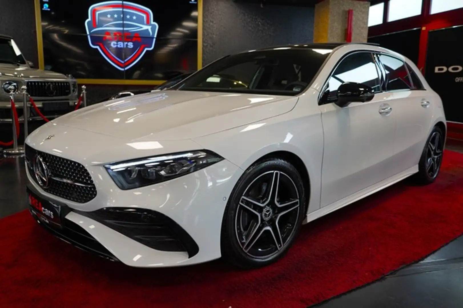 Mercedes-Benz A 220 d FACELIFT AMG 360° PANO LED WIDE MBUX Silver - 1