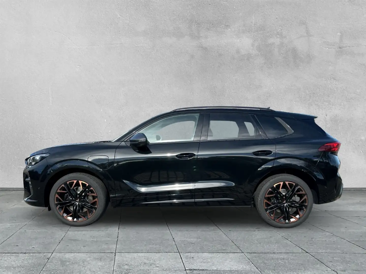 CUPRA Terramar 1.5 e-HYBRID DSG VZ CCS+TYP2+PANORAMA Schwarz - 2