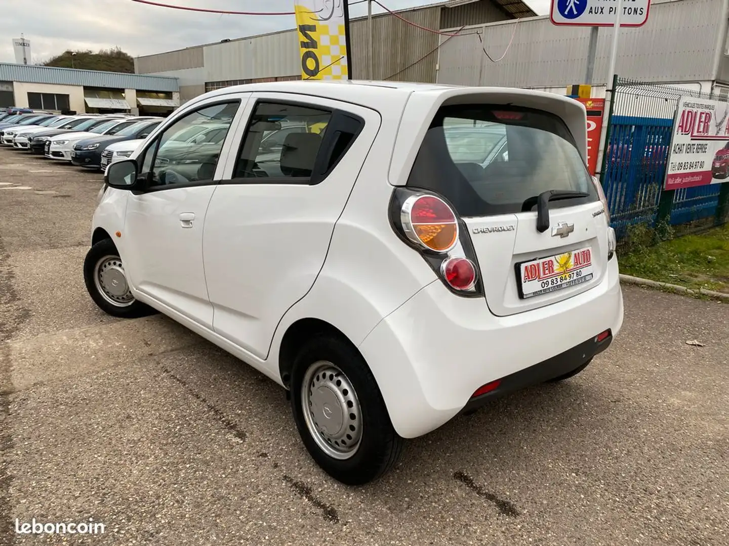 Chevrolet Spark 1.0i 70 CH SERIE LS 5P Blanc - 2