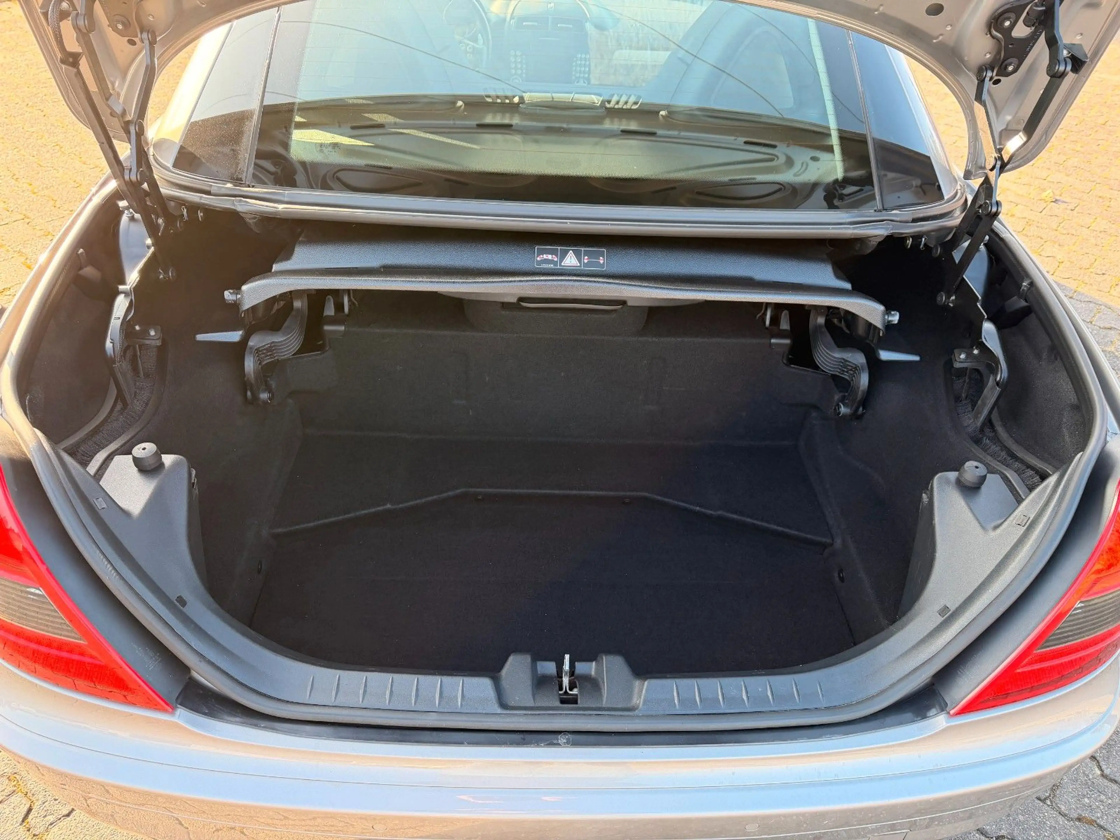 Mercedes-Benz SLK 55 AMG SLK Roadster MB Service 2. Hand — photo 10