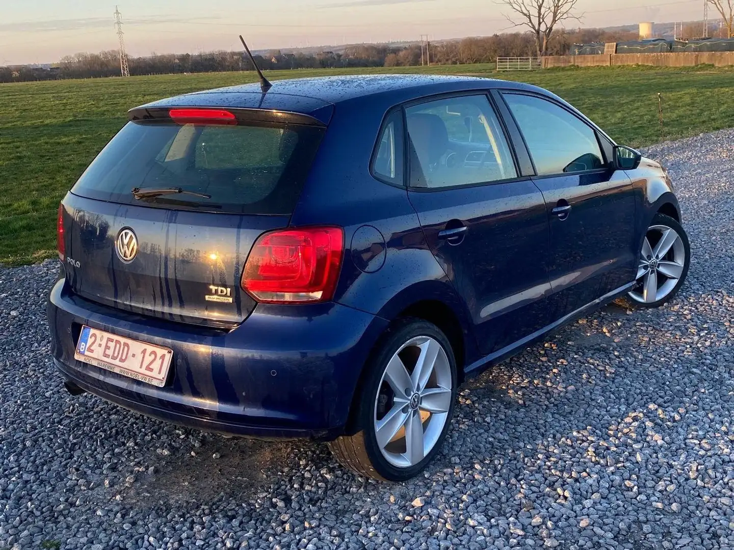 Volkswagen Polo Polo 1.6 CR TDi Highline DPF Blauw - 2
