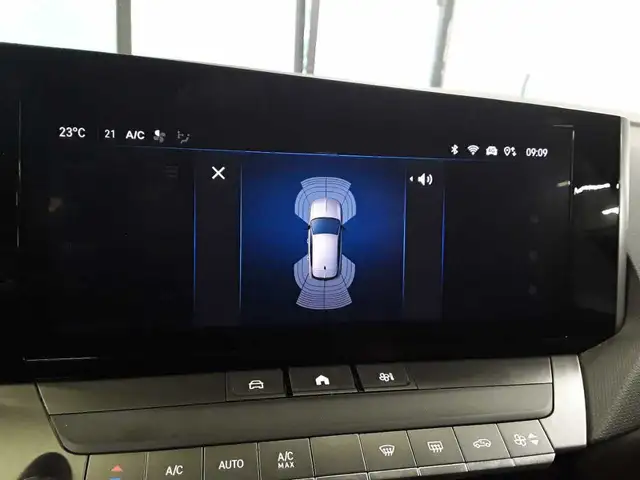 Opel Astra view 12