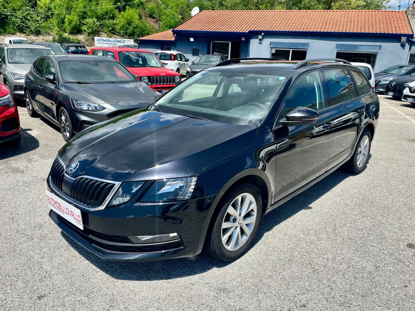 Skoda Octavia Octavia Wagon 2.0 tdi Executive 150cv 6M Noir - 1