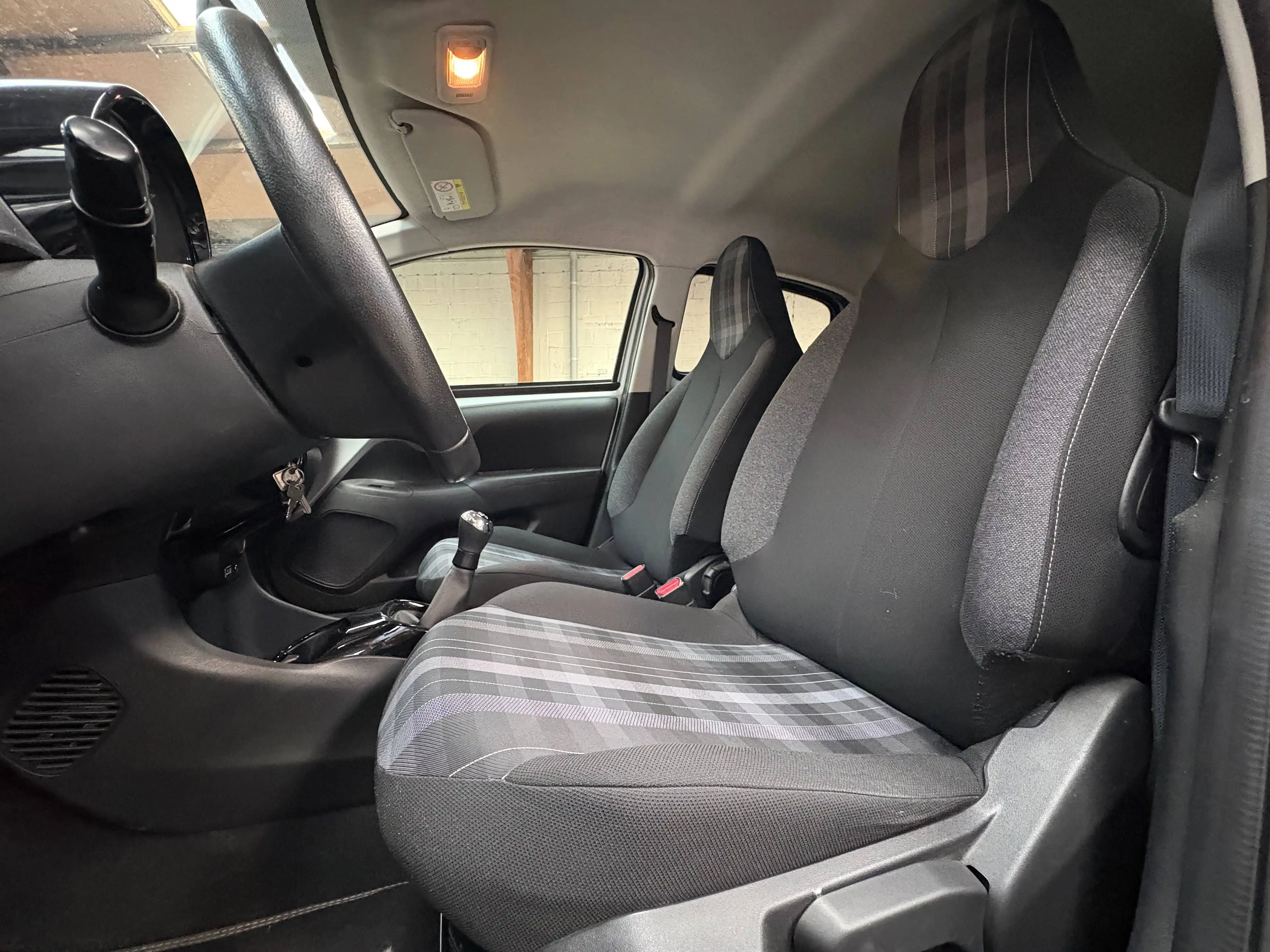 Peugeot 108 1.0 VTi Style /@SERVICARS WAREMME / MOTEUR TOYOTA / CLIMATISATION / CRUISE / GARANTIE 12 MOIS — photo 11