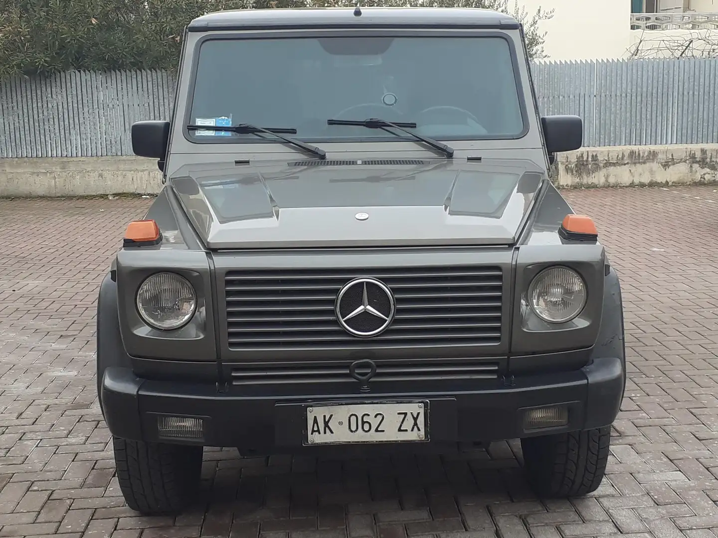 Mercedes-Benz G 300 G 300d SW corto Grigio - 2