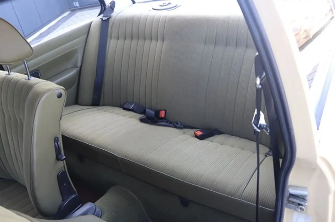 BMW 320 Coupe, foto 6