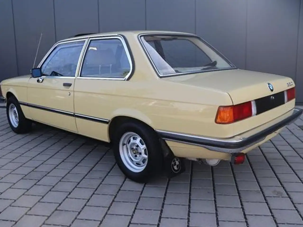 BMW 320 Coupe, foto 2