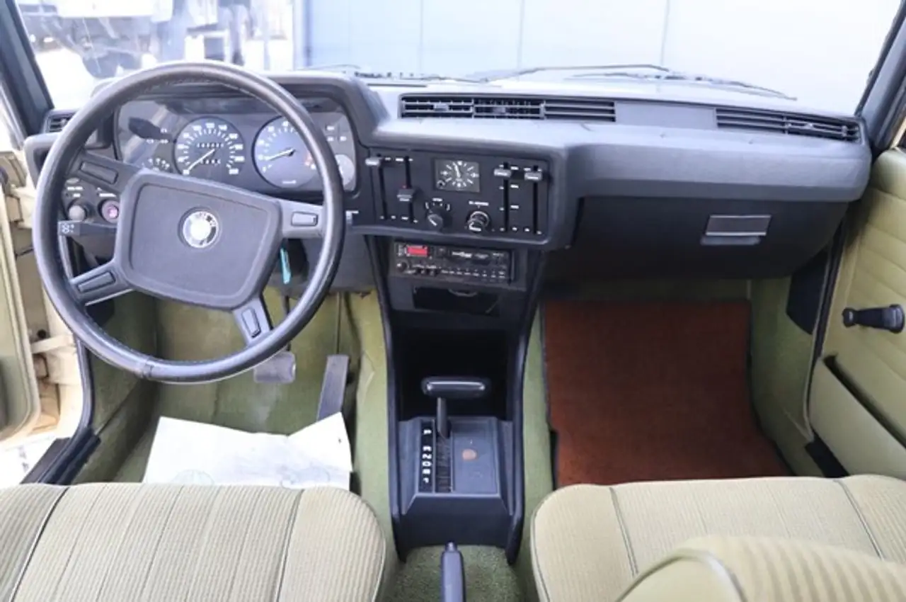 BMW 320 Coupe, foto 5