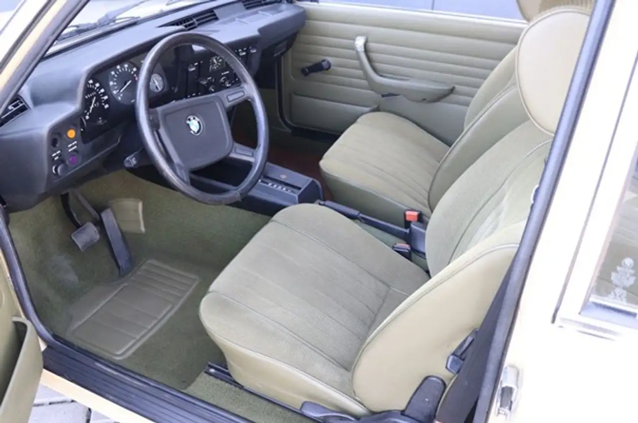 BMW 320 Coupe, foto 4