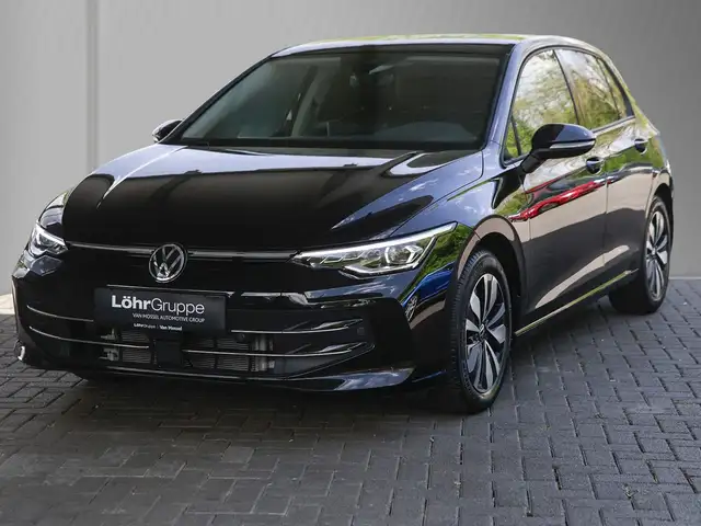 Volkswagen Golf view 2