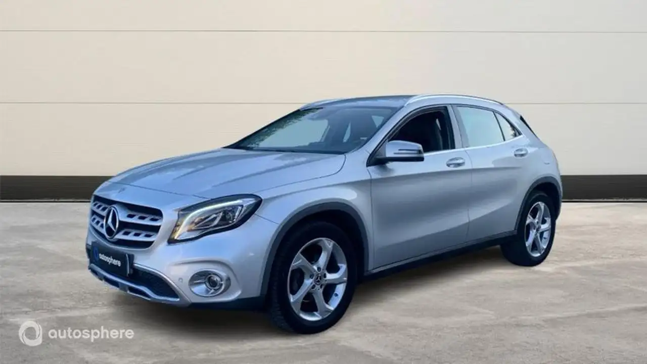 Mercedes-Benz GLA 180