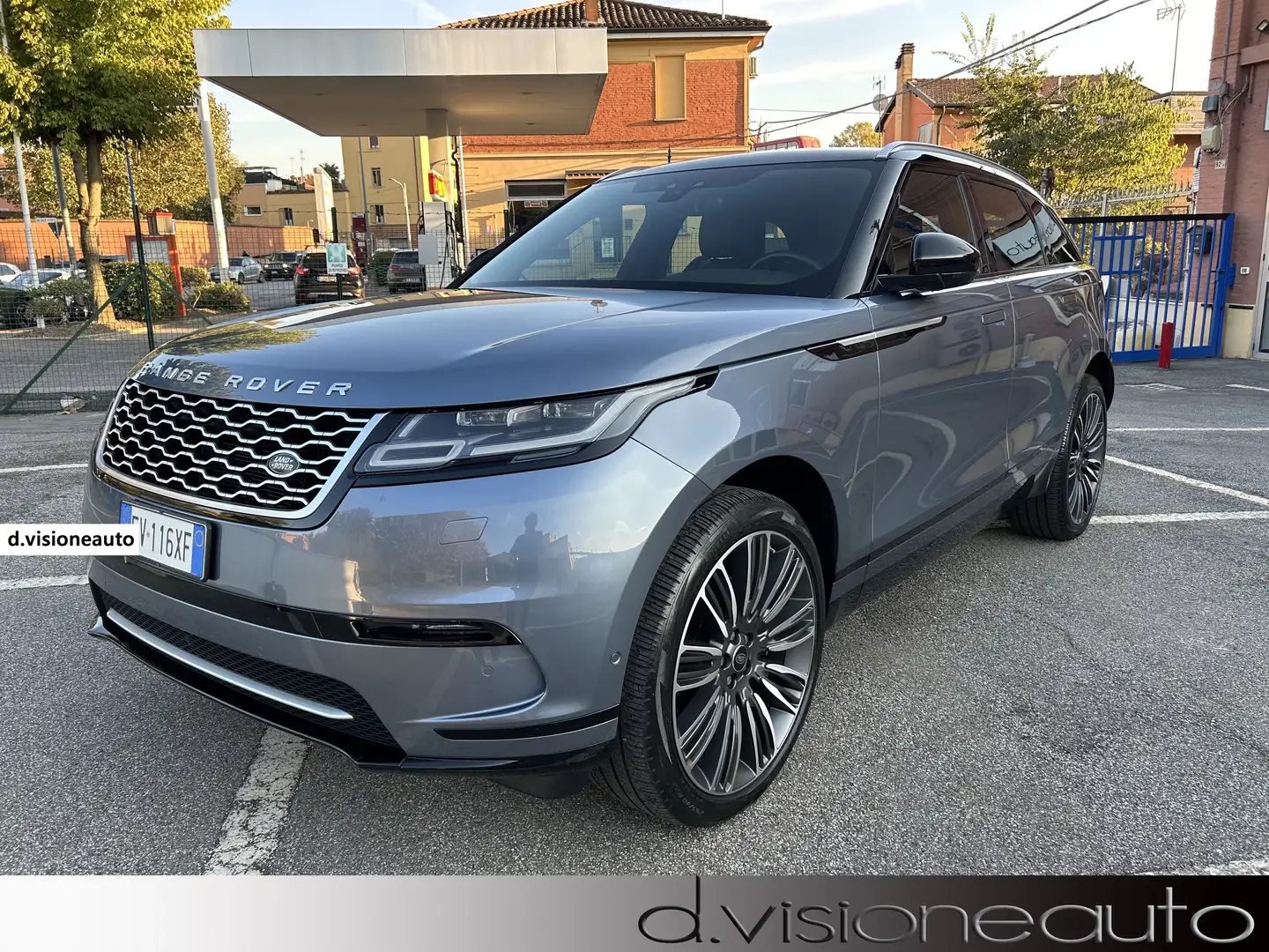 Land Rover Range Rover Velar Range Rover Velar 2.0 si4 S 250cv KM 68661 Gris - 1
