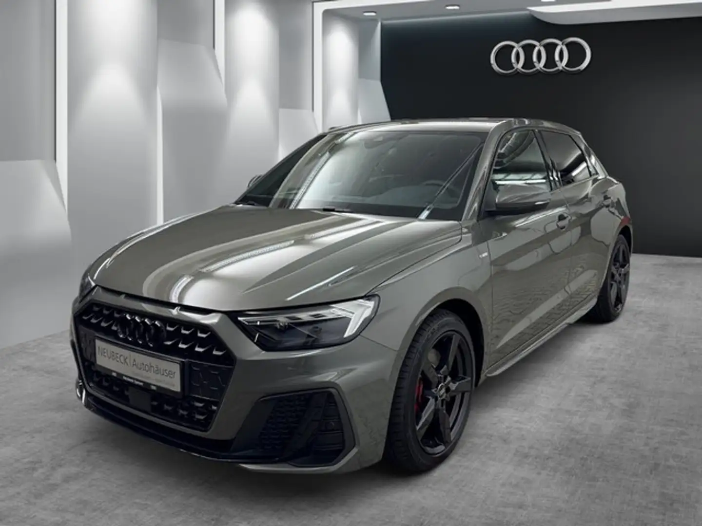 Audi A1 Sportback S line SONOS Navi Plus Optikpaket 40TFSI Grau - 2