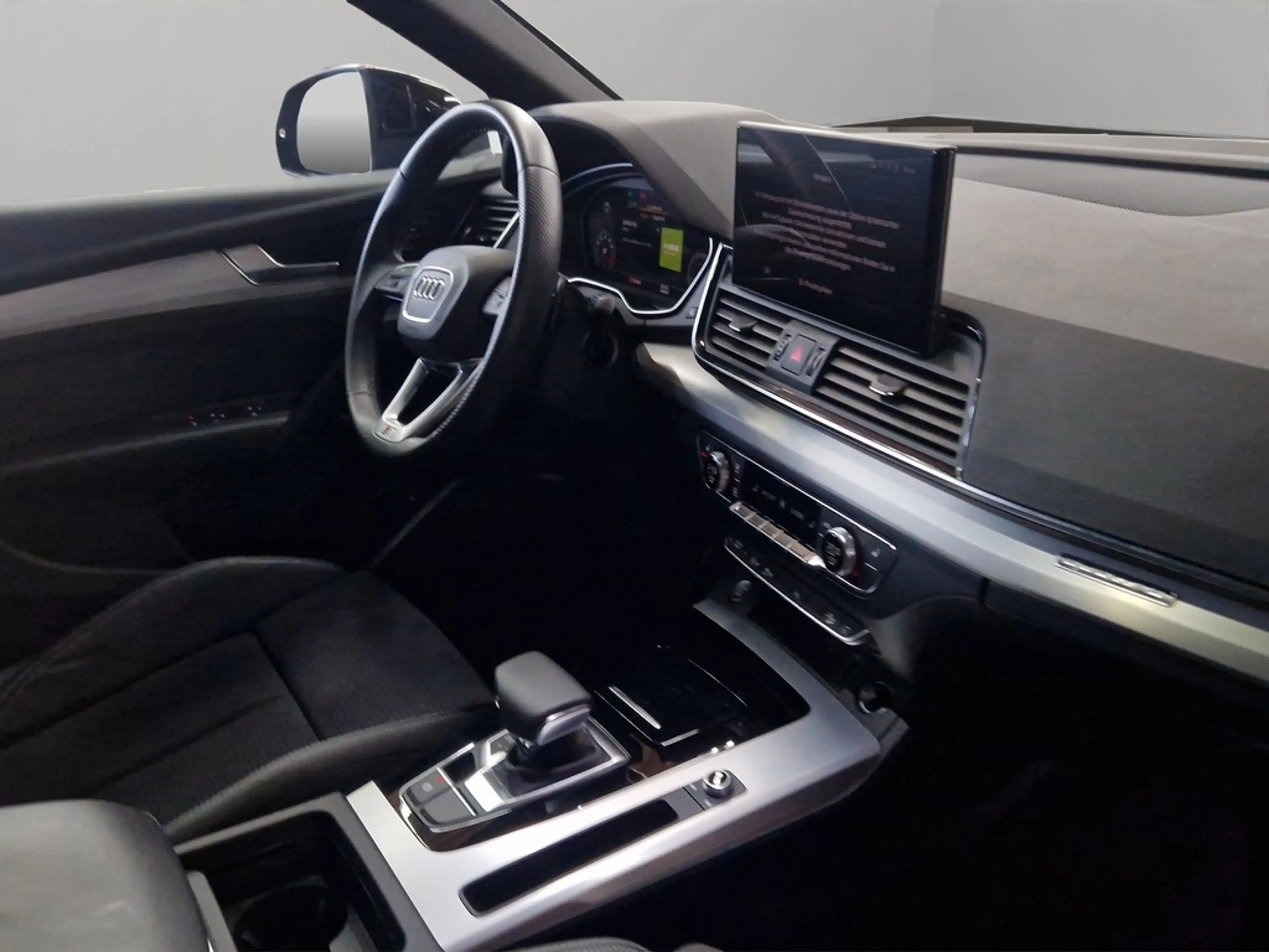 Audi Q5 S-Line 45TFSIe Quattro S-Line Interieur AHK — photo 15