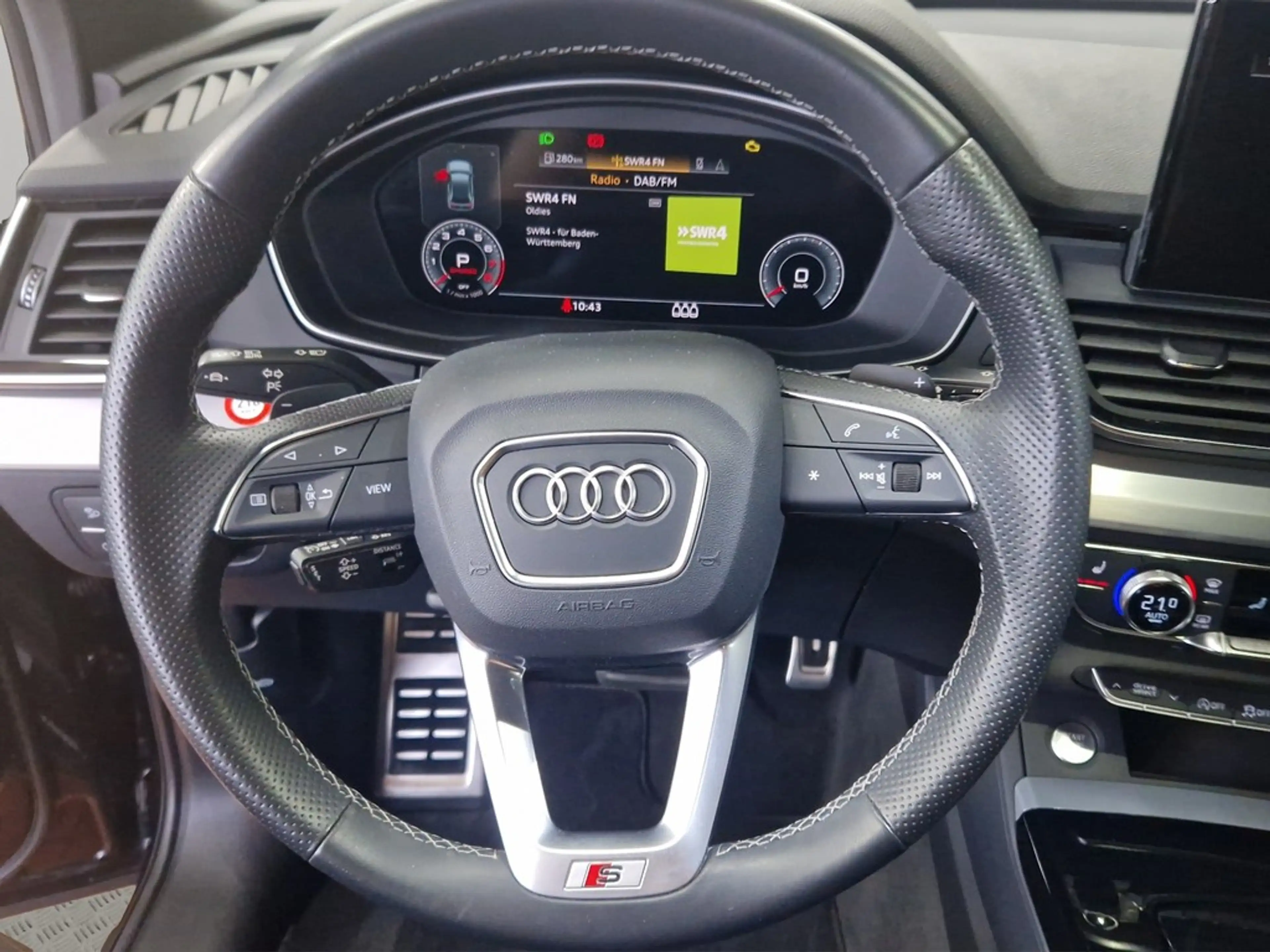 Audi Q5 S-Line 45TFSIe Quattro S-Line Interieur AHK — photo 11
