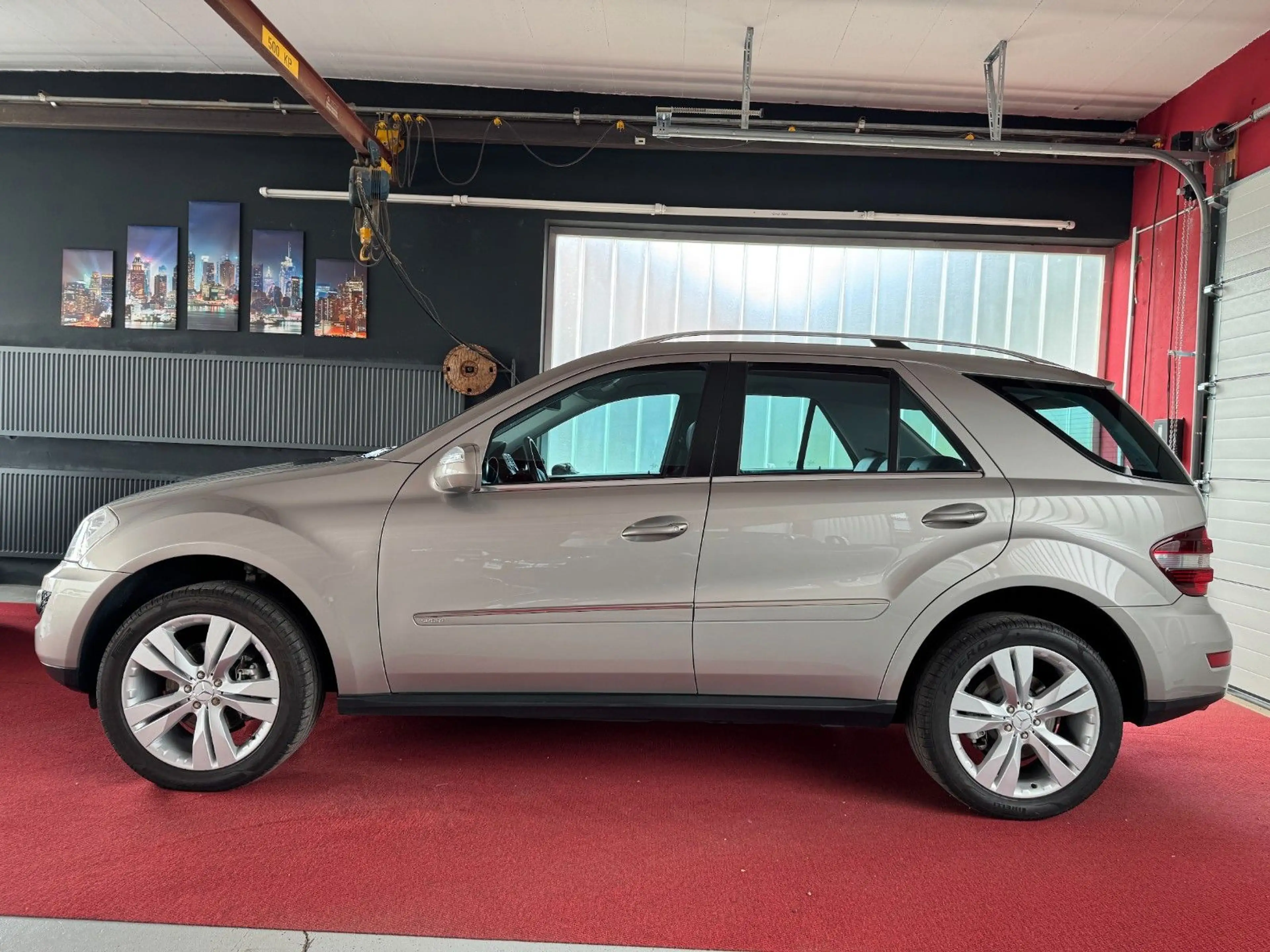 Mercedes-Benz ML 320 ML320CDI Mopf 4Matic AHK Kamera Airmatic Sportp — photo 5