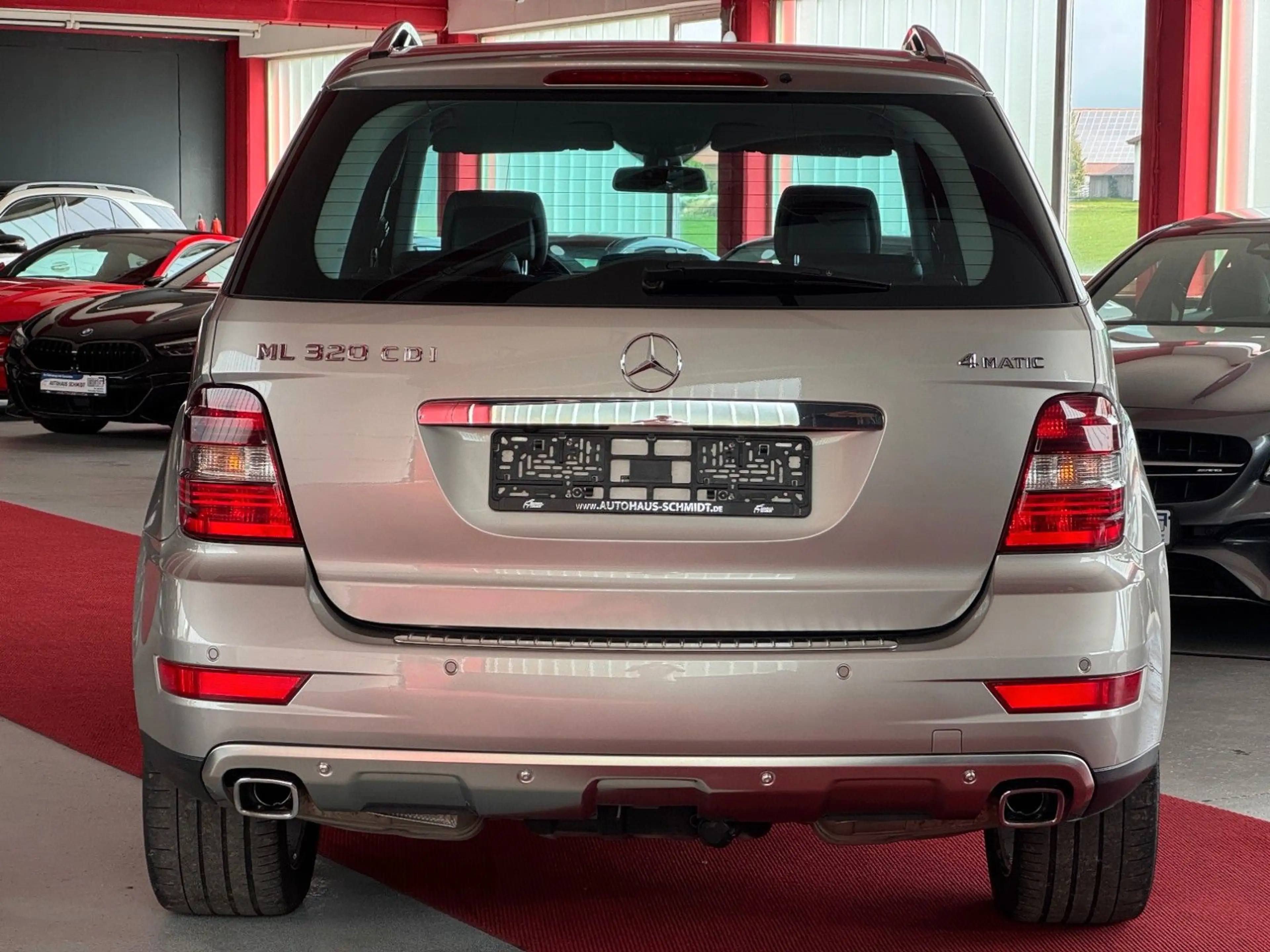 Mercedes-Benz ML 320 ML320CDI Mopf 4Matic AHK Kamera Airmatic Sportp — photo 7