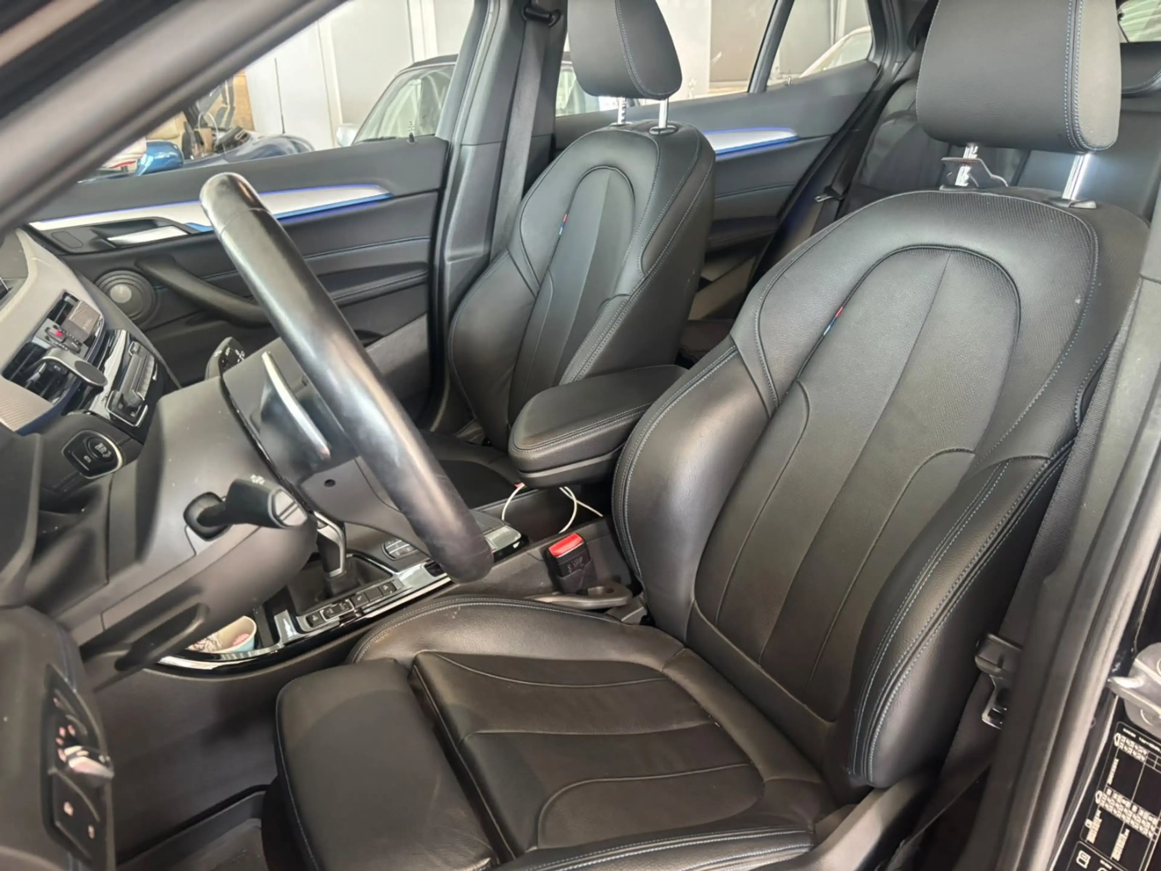 BMW X2 xDrive M35 i *PANO/H&K/MEMORY/KAMERA* — photo 14