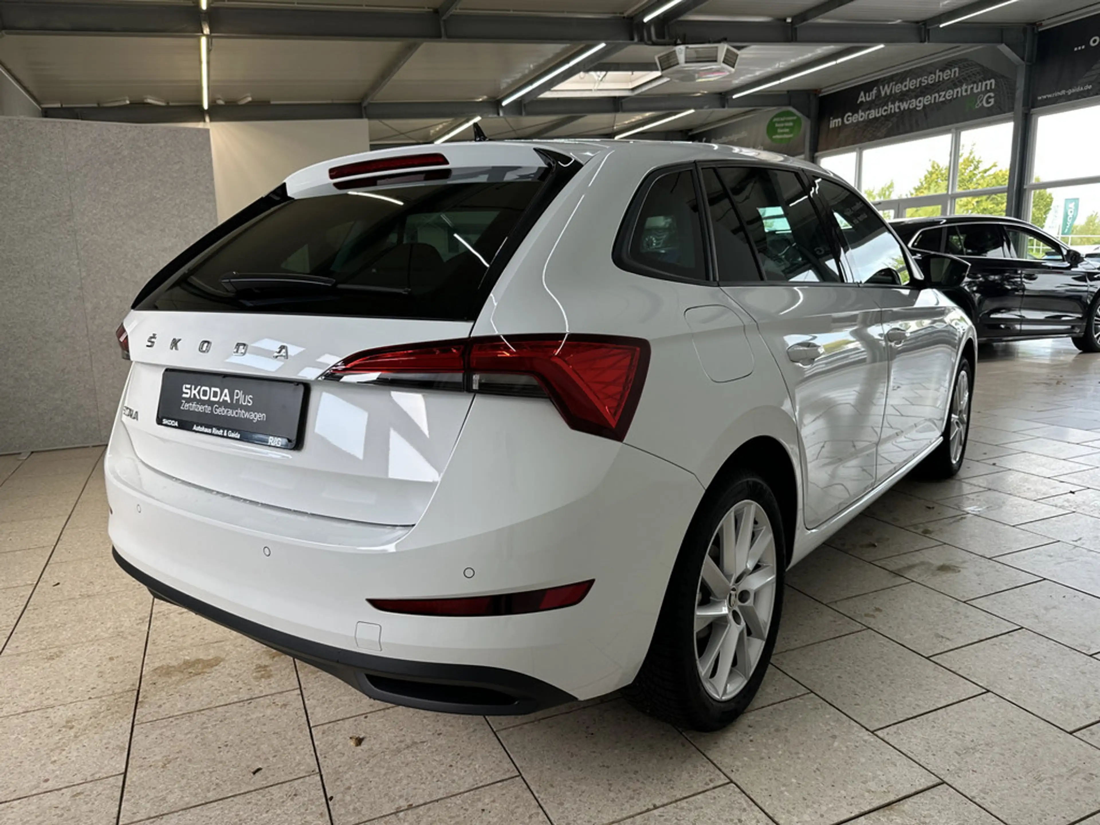 Skoda Scala 1.0 TSI DSG Style PDC SHZ NAVI LED — photo 7