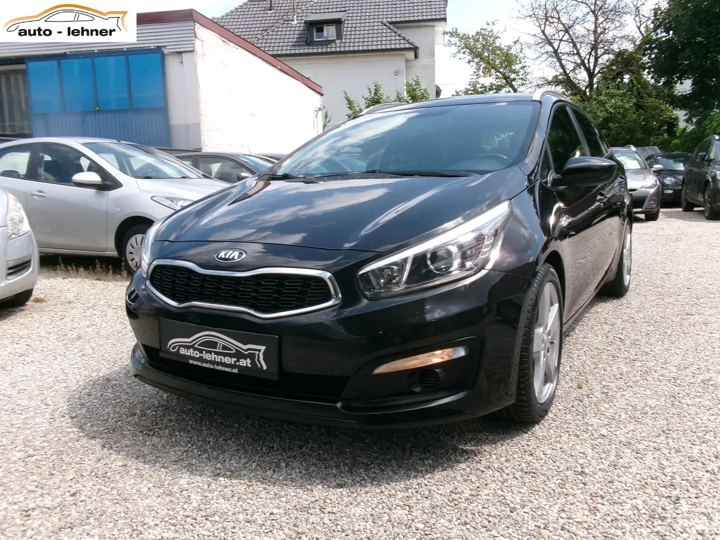Kia Ceed SW / cee'd SW 1,4 MPI Team Austria Edition Schwarz - 1