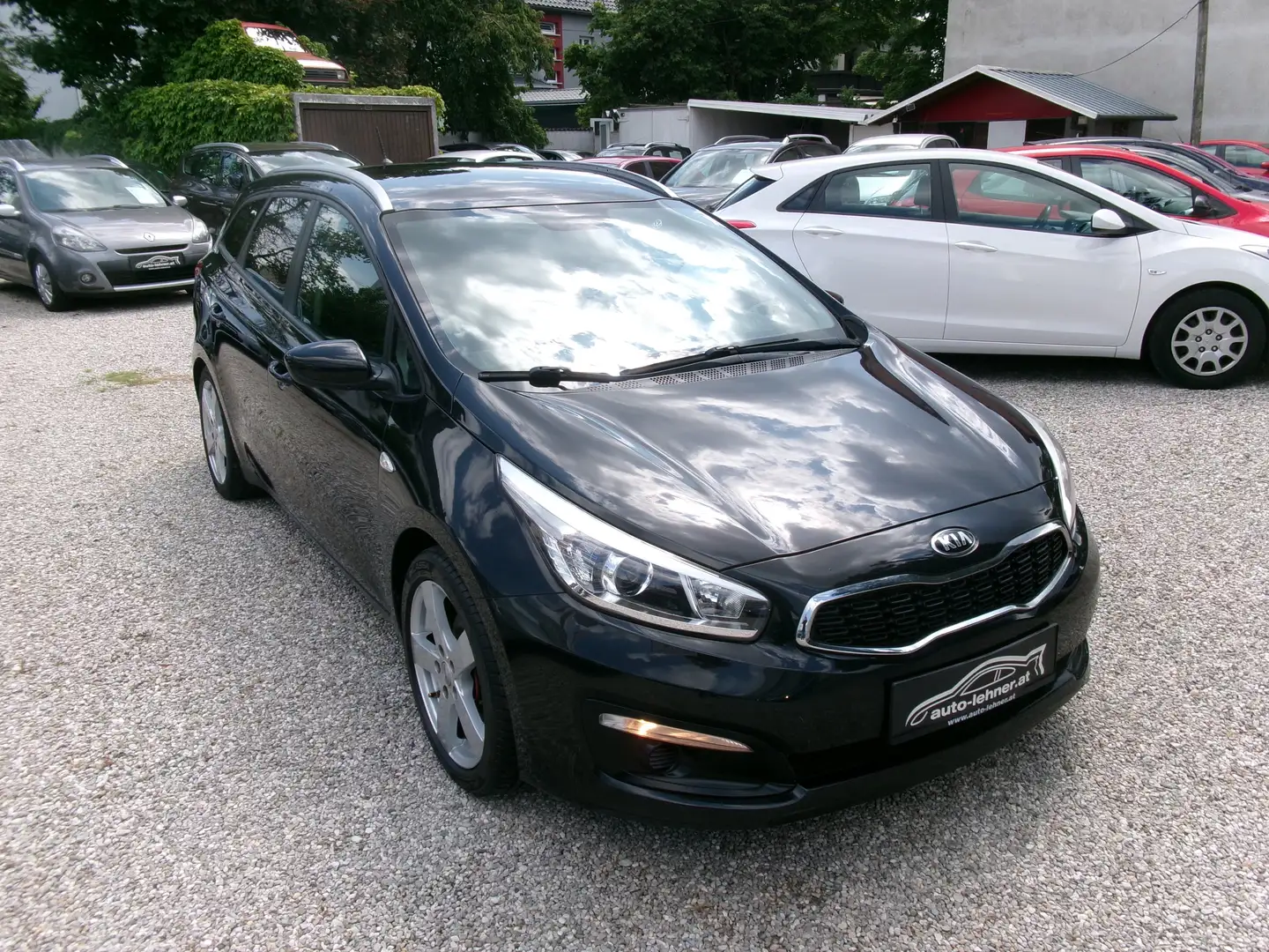 Kia Ceed SW / cee'd SW 1,4 MPI Team Austria Edition Schwarz - 2