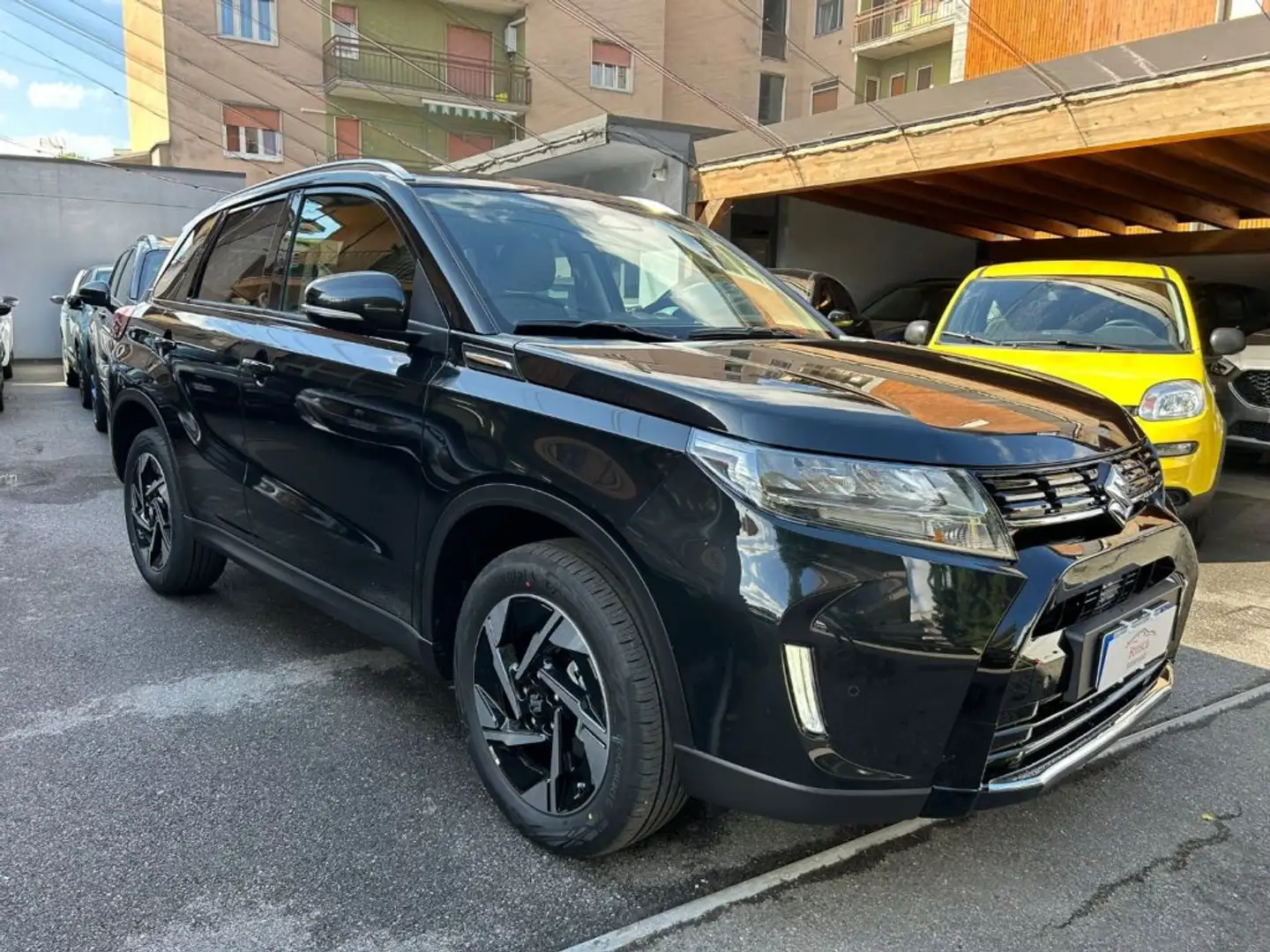 Suzuki Vitara 1.4 Hybrid Top *PREZZO PROMO* Nero - 2