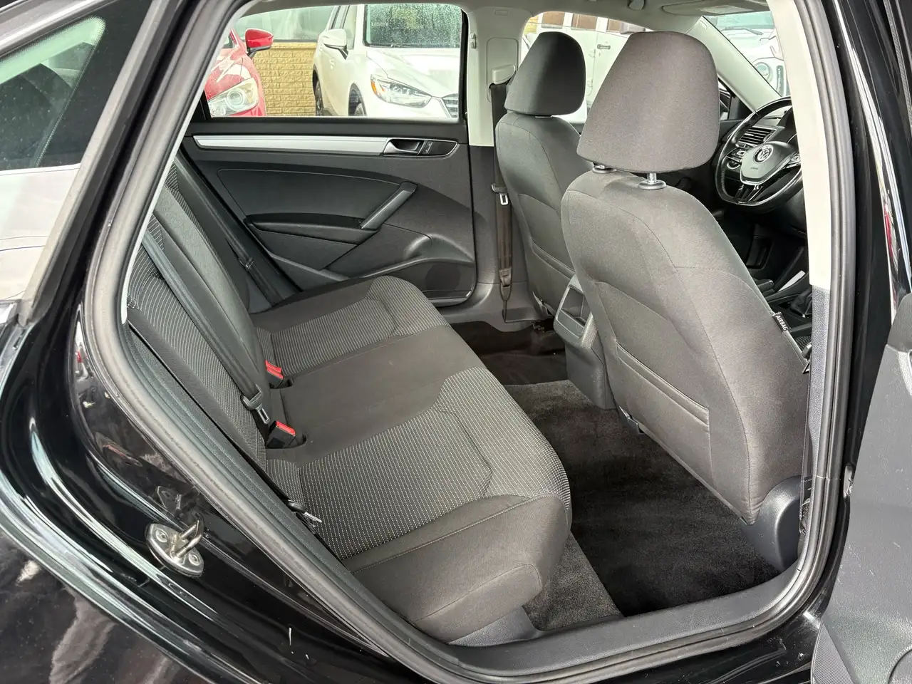 Volkswagen Passat снимка Volkswagen Passat
