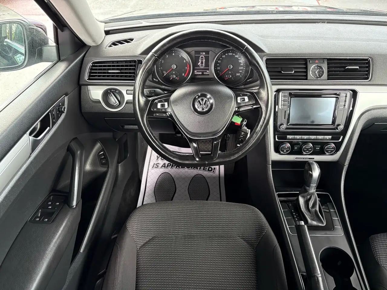 Volkswagen Passat снимка Volkswagen Passat