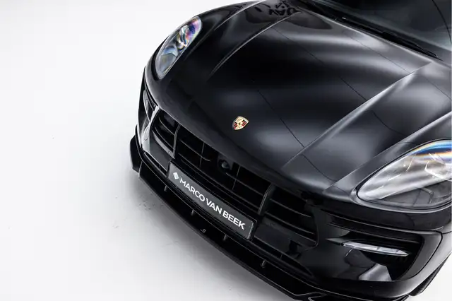 Porsche Macan view 7